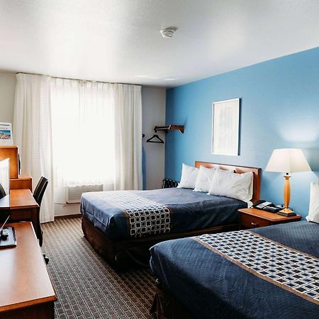 แทรเวลลอดจ์ บาย วินด์แฮม วอร์แลนด์ Hotel Worland ภายนอก รูปภาพ