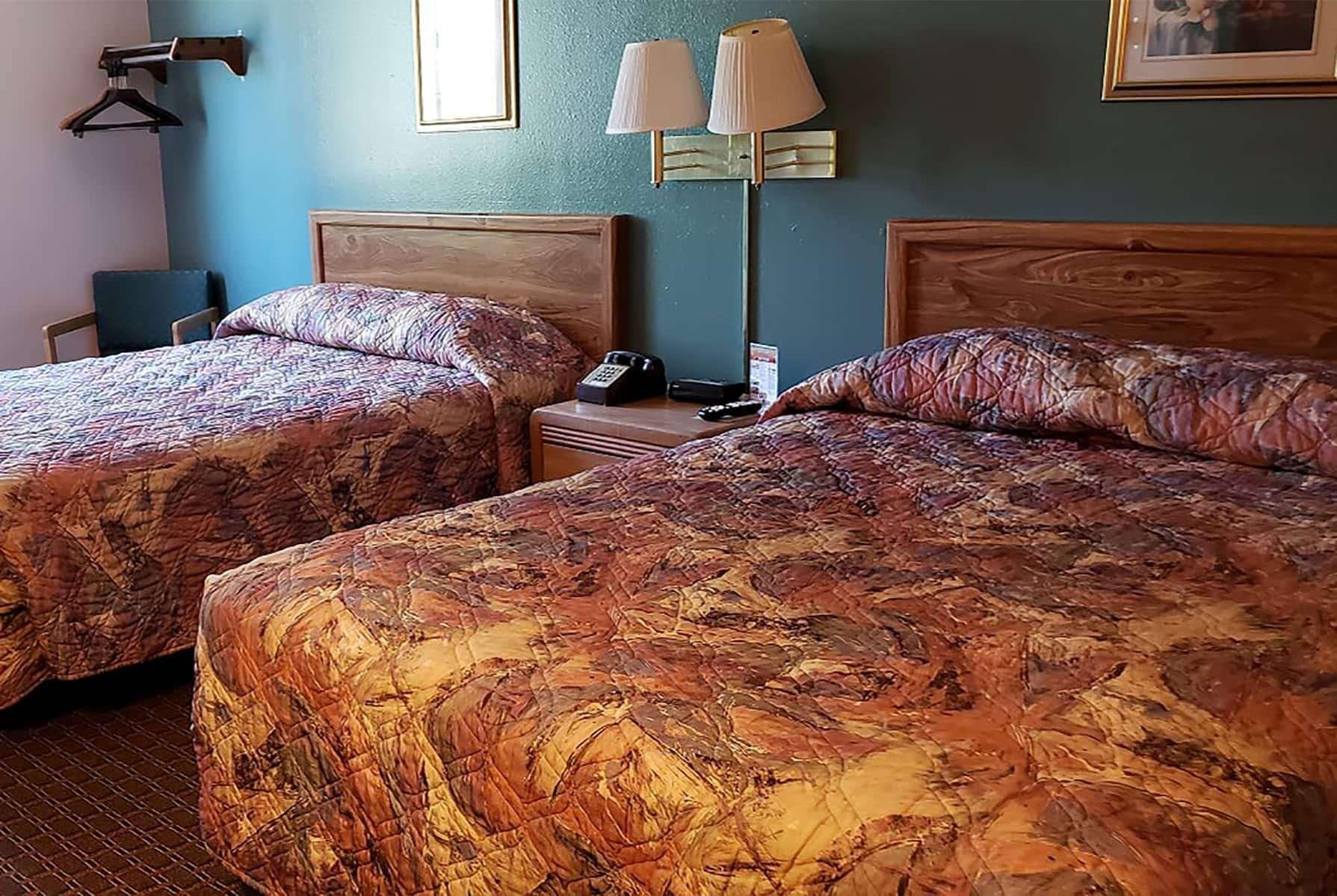 แทรเวลลอดจ์ บาย วินด์แฮม วอร์แลนด์ Hotel Worland ภายนอก รูปภาพ