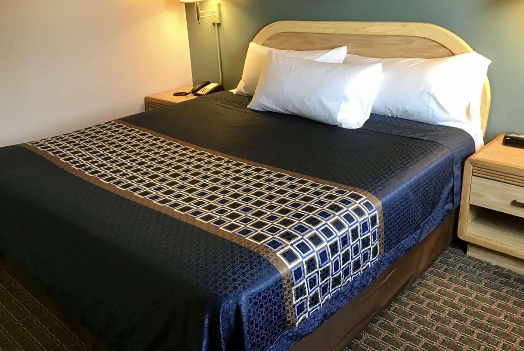 แทรเวลลอดจ์ บาย วินด์แฮม วอร์แลนด์ Hotel Worland ภายนอก รูปภาพ